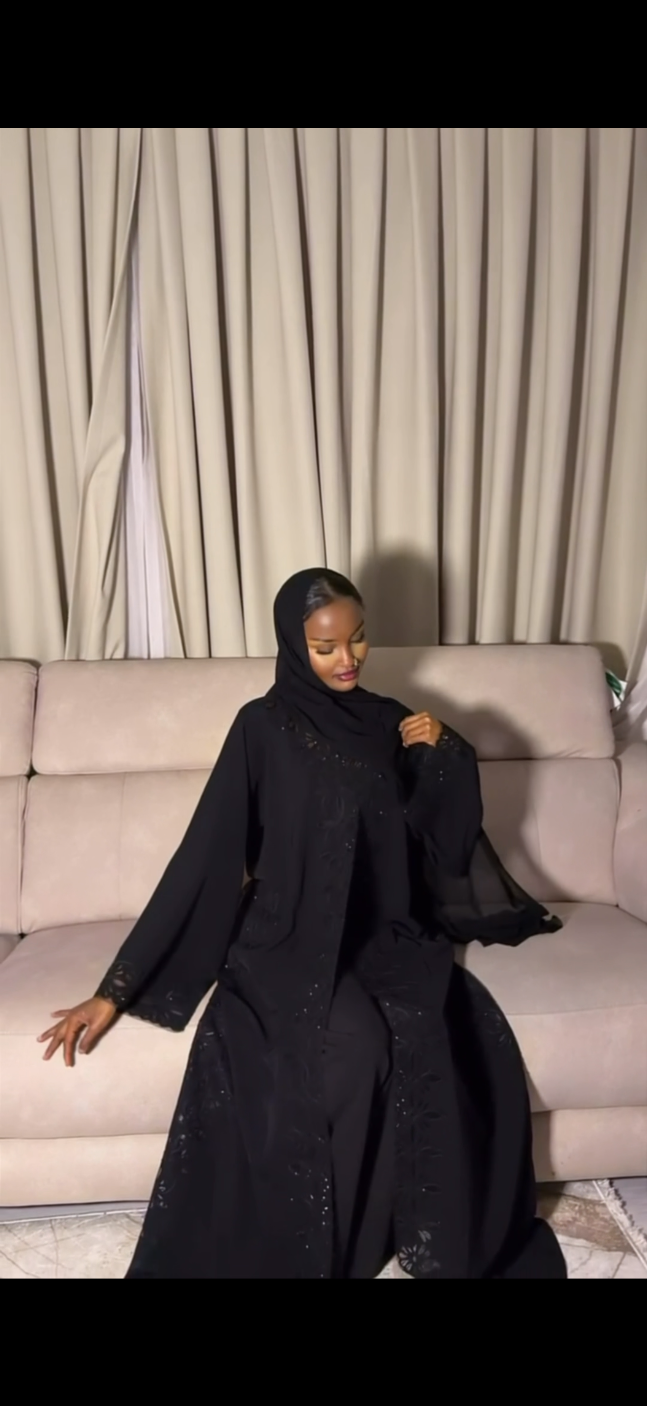 Black abaya